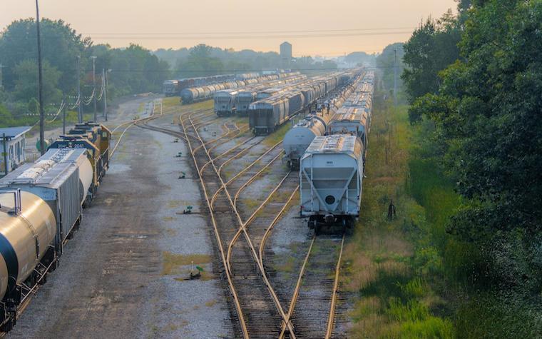 AAR weekly rail traffic report shows a drop from last year