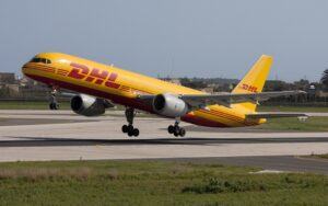 DHL improves Chicago delivery service
