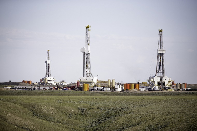 Fracking operation Jens Lambert/Shutterstock