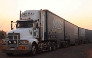 Penske Truck Leasing wins EPA award